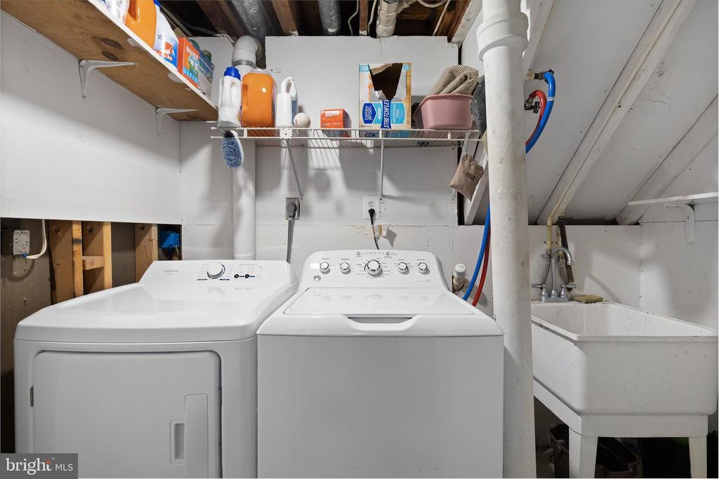 Image 34 of property listing at 8928 SATYR HILL, Parkville, MD 21234