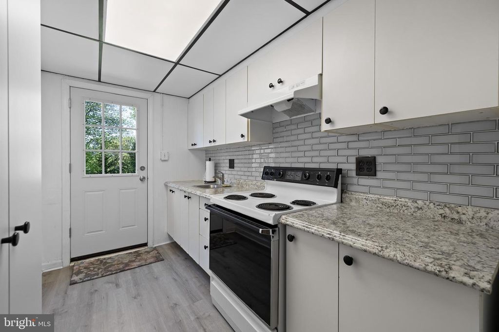 Image 35 of property listing at 8928 SATYR HILL, Parkville, MD 21234