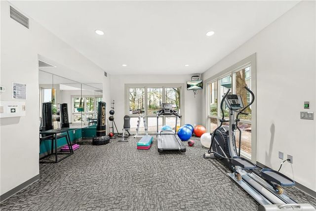 2870 Pharr Court South NW 608, Atlanta, GA 30305