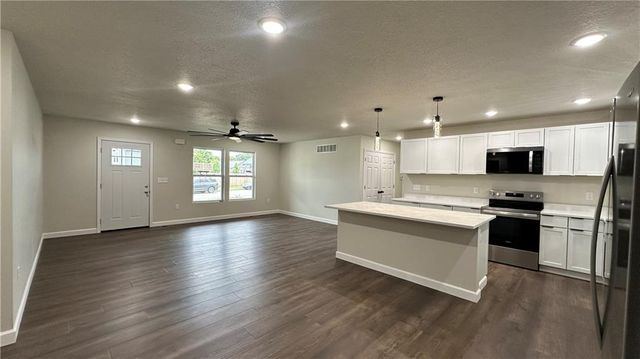 544 W 18th Street, Ottawa, KS 66067