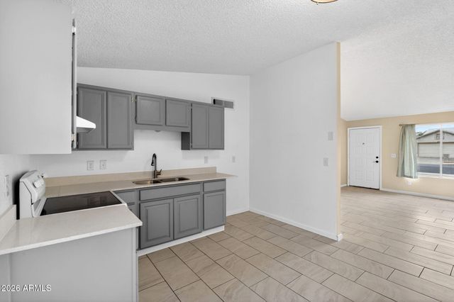 3351 N 69TH Drive 13, Phoenix, AZ 85033