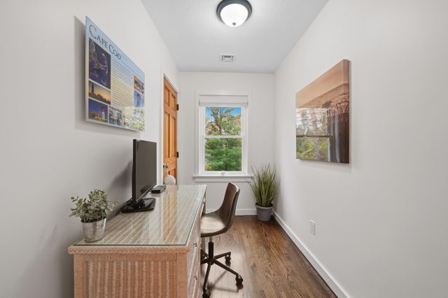 55 Ridgeview Drive, Falmouth, MA 02540