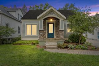 1257 Hillcrest Avenue NW, Grand Rapids, MI 49504