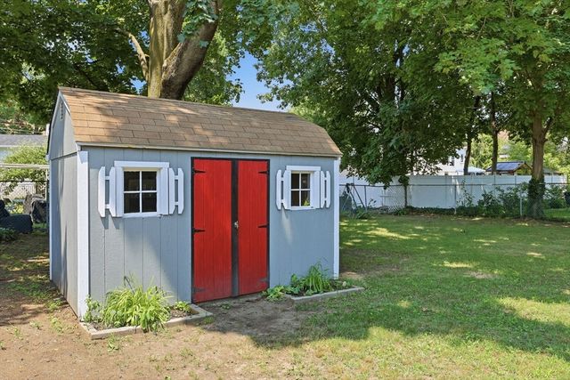 81 Packard Way, Brockton, MA 02301