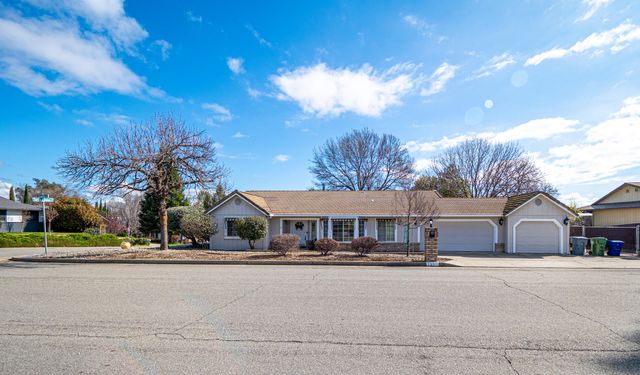 7331 Jonella Way, Redding, CA 96003