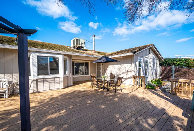 7331 Jonella Way, Redding, CA 96003