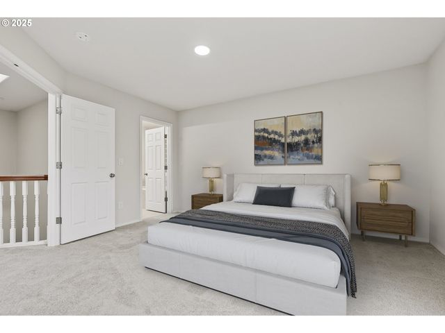 1202 Ne PARKS EDGE Cir, Hillsboro, OR 97124