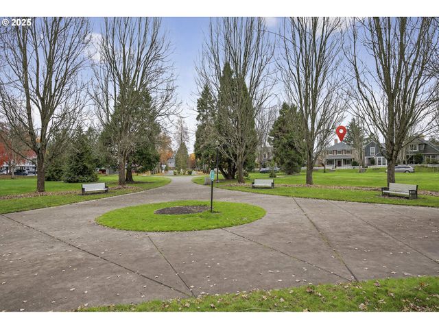1202 Ne PARKS EDGE Cir, Hillsboro, OR 97124