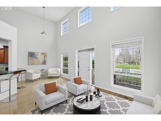 1202 Ne PARKS EDGE Cir, Hillsboro, OR 97124