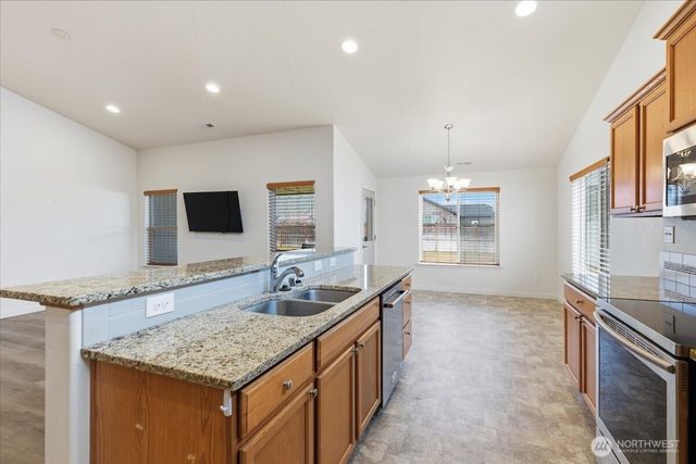 1341 E Landon Street, Moses Lake, WA 98837