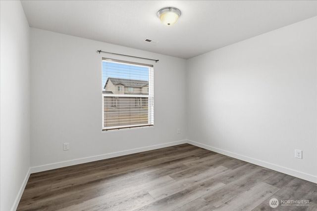 1341 E Landon Street, Moses Lake, WA 98837