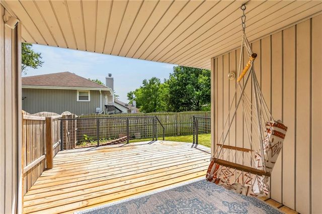 1120 NE Banner Drive, Lee's Summit, MO 64086