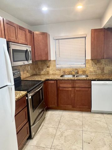 6061 Shaker Wood Circle 201, Tamarac, FL 33319