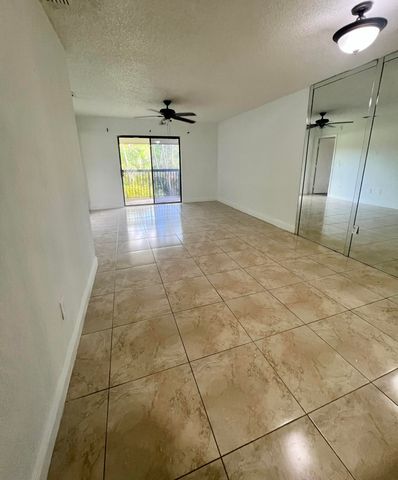 6061 Shaker Wood Circle 201, Tamarac, FL 33319