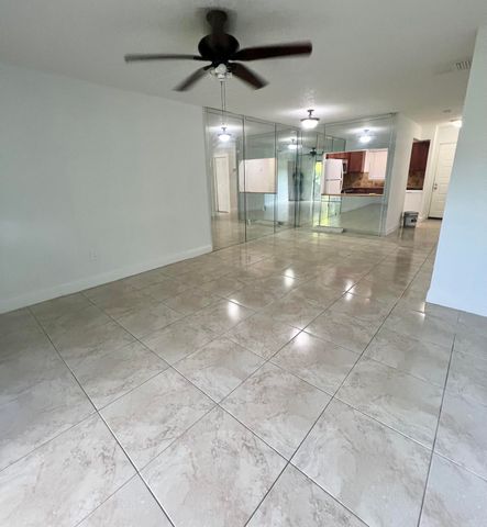 6061 Shaker Wood Circle 201, Tamarac, FL 33319