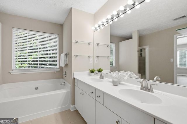 3855 Oak Park Drive, Suwanee, GA 30024