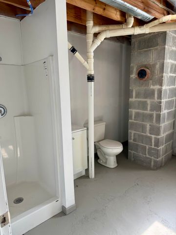 800 SYCAMORE ST, Boonville, MO 65233