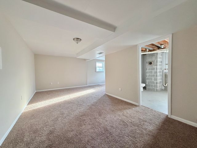 800 SYCAMORE ST, Boonville, MO 65233