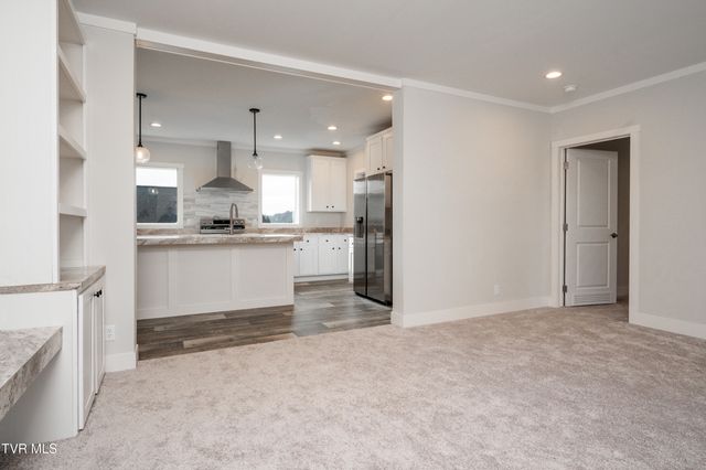 830 Fairview Avenue, Kingsport, TN 37660