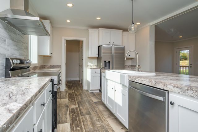 830 Fairview Avenue, Kingsport, TN 37660