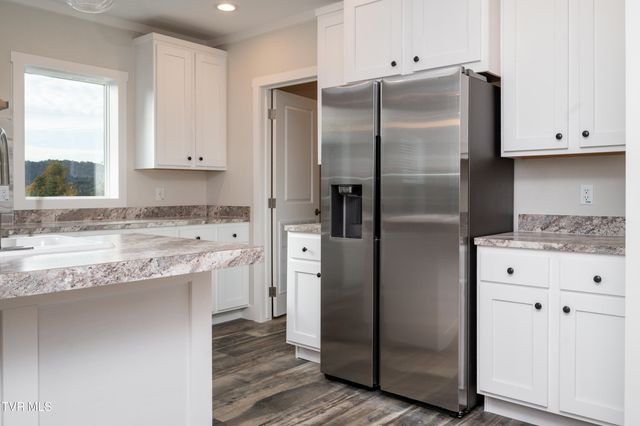 830 Fairview Avenue, Kingsport, TN 37660