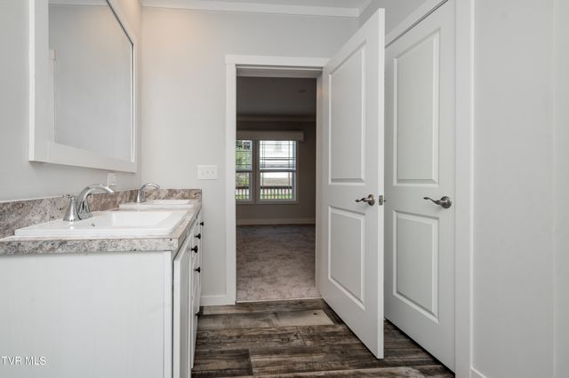 830 Fairview Avenue, Kingsport, TN 37660