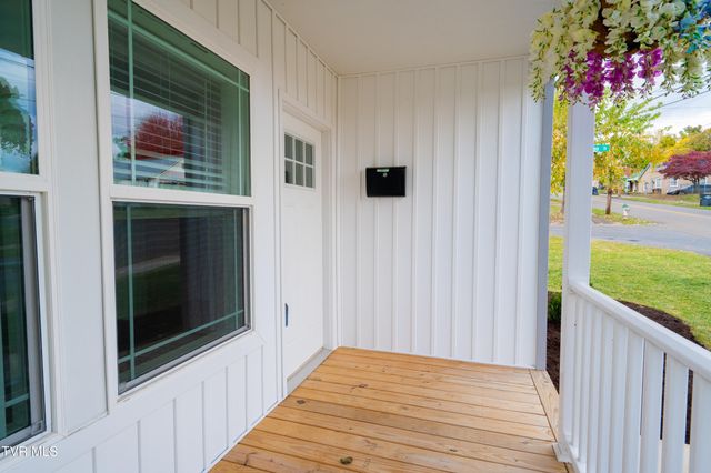 830 Fairview Avenue, Kingsport, TN 37660