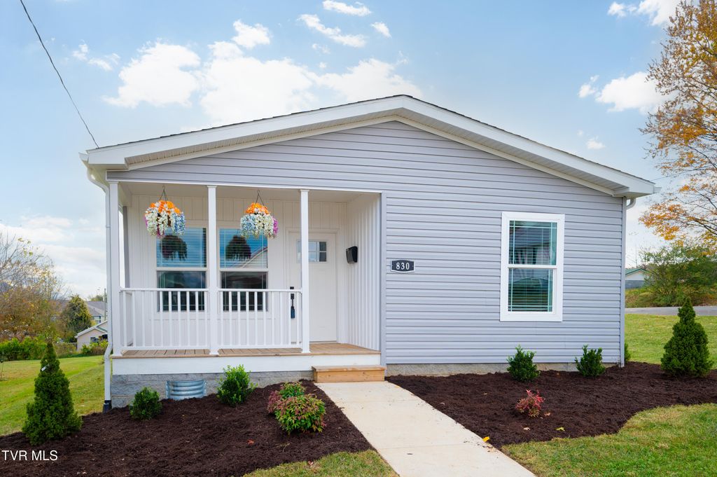 830 Fairview Avenue, Kingsport, TN 37660