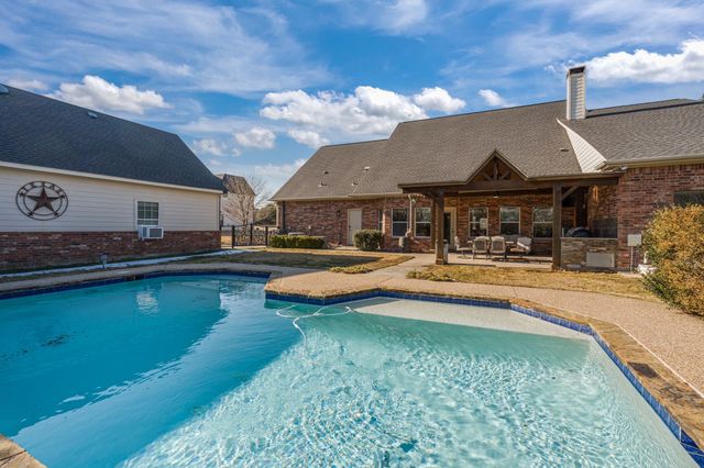 433 Wilderness Trail, Royse City, TX 75189