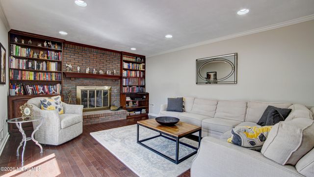 8 Sherman Court, Manalapan, NJ 07726