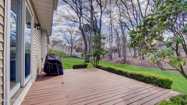 8 Sherman Court, Manalapan, NJ 07726