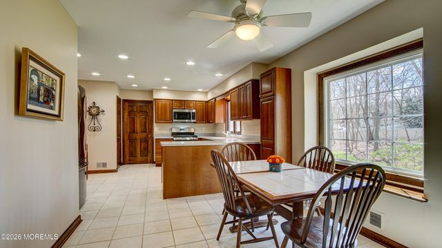 8 Sherman Court, Manalapan, NJ 07726