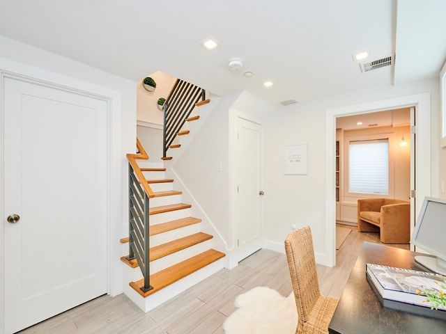 55 Union St 55A, Cambridge, MA 02141