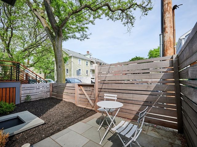 55 Union St 55A, Cambridge, MA 02141