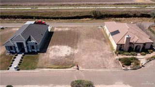 3814 Santo Cielo Street, Weslaco, TX 78596