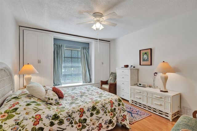 6750 NE 21st Road 123, Fort Lauderdale, FL 33308