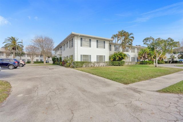 6750 NE 21st Road 123, Fort Lauderdale, FL 33308