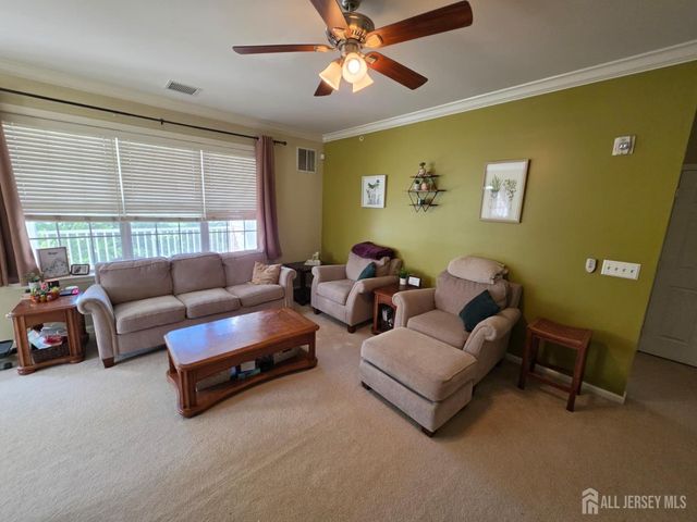 132 Timberlake Drive, Trenton, NJ 08618