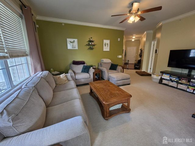 132 Timberlake Drive, Trenton, NJ 08618