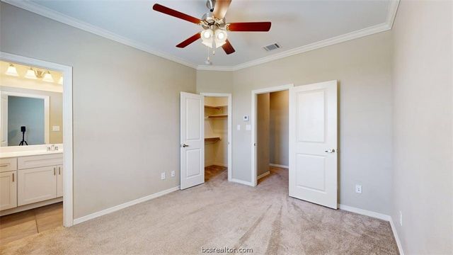 2027 Harvey Mitchell Parkway S, College Station, TX 77840