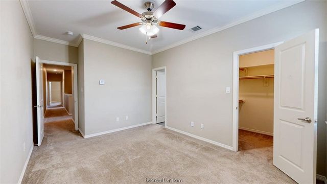 2027 Harvey Mitchell Parkway S, College Station, TX 77840