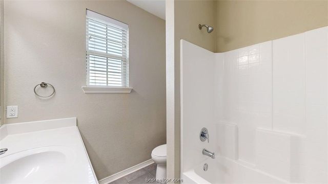 2027 Harvey Mitchell Parkway S, College Station, TX 77840