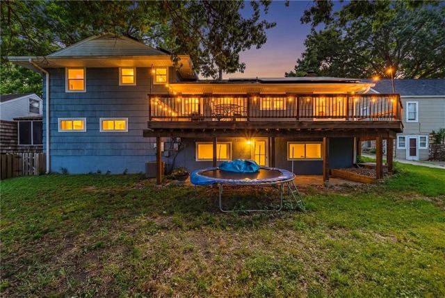 3706 N Grand Avenue, Kansas City, MO 64116