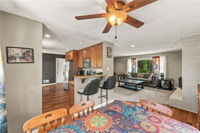 3706 N Grand Avenue, Kansas City, MO 64116