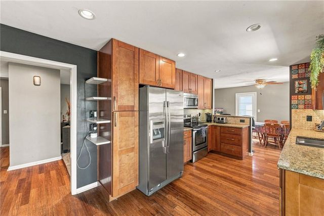 3706 N Grand Avenue, Kansas City, MO 64116
