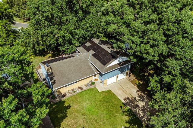 3706 N Grand Avenue, Kansas City, MO 64116