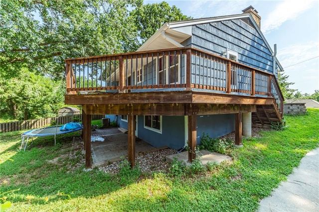 3706 N Grand Avenue, Kansas City, MO 64116
