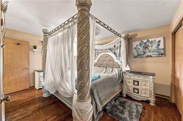 3706 N Grand Avenue, Kansas City, MO 64116