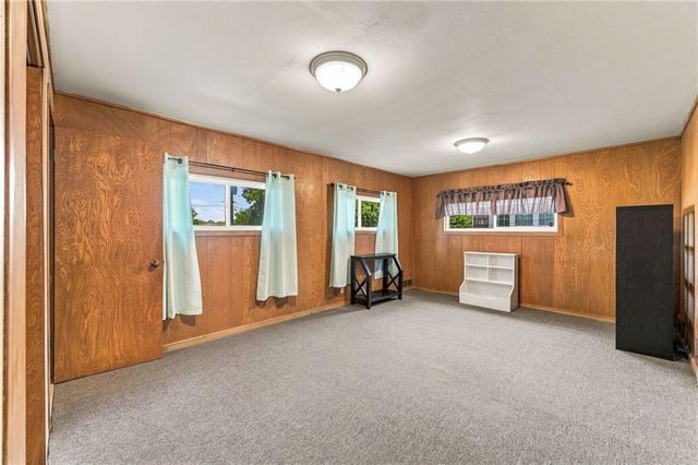 3706 N Grand Avenue, Kansas City, MO 64116