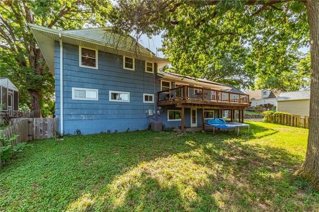 3706 N Grand Avenue, Kansas City, MO 64116